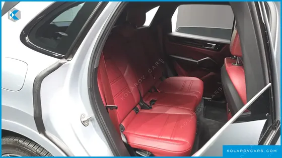 PORSCHE CAYENNE 3.0 E-HYBRID