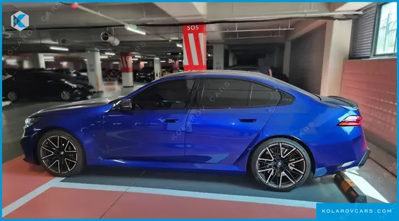 BMW M5 M5 SEDAN