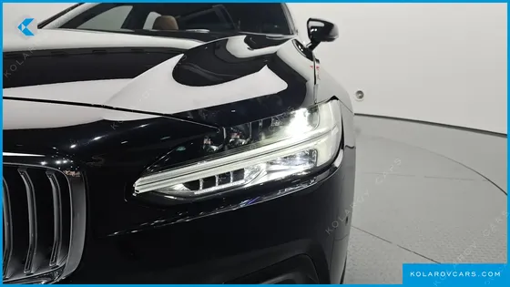 VOLVO S90 B5 ULTRA BRIGHT