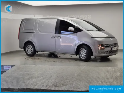 HYUNDAI STARIA CARGO 3-SEATER