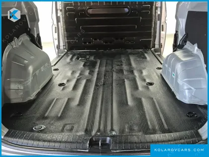 HYUNDAI STARIA CARGO 3-SEATER