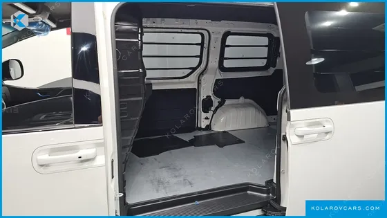 HYUNDAI STARIA L3.5 CARGO 3-SEATER