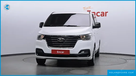 HYUNDAI STAREX WAGON 12-SEATER