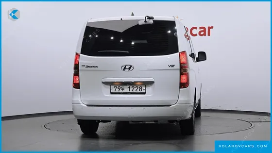HYUNDAI STAREX WAGON 12-SEATER