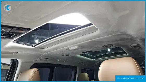 HYUNDAI STARIA LOUNGE 9-SEATER