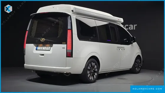 HYUNDAI STARIA 4WD CAMPER