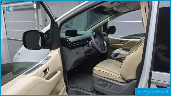 HYUNDAI STARIA 4WD CAMPER
