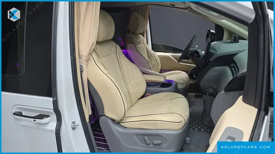 HYUNDAI STARIA 4WD CAMPER