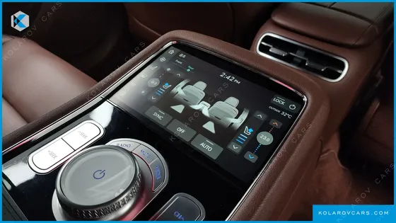 GENESIS G90 GASOLINE 3.5 TURBO AWD