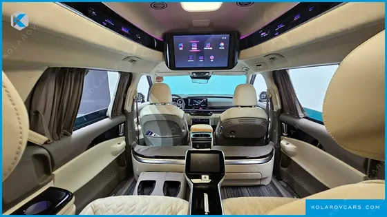 KIA CARNIVAL GASOLINE 4-SEATER HI LIMOUSINE