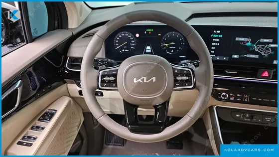 KIA CARNIVAL GASOLINE 4-SEATER HI LIMOUSINE