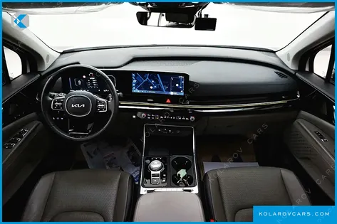 KIA CARNIVAL DIESEL 9-SEATER SIGNATURE