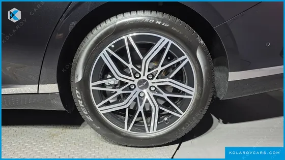 GENESIS G90 GASOLINE 3.5 TURBO AWD