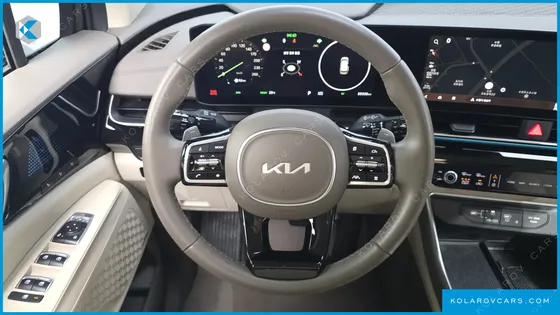 KIA CARNIVAL HEV 4-SEATER HI LIMOUSINE