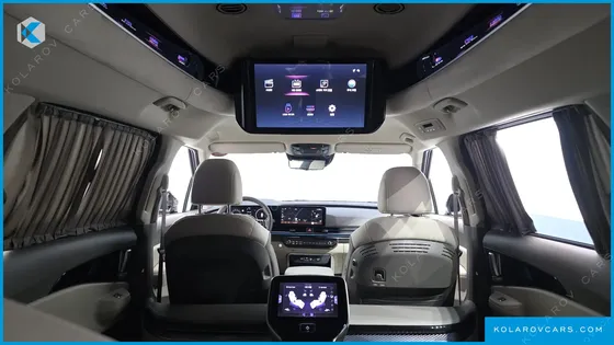 KIA CARNIVAL HEV 4-SEATER HI LIMOUSINE