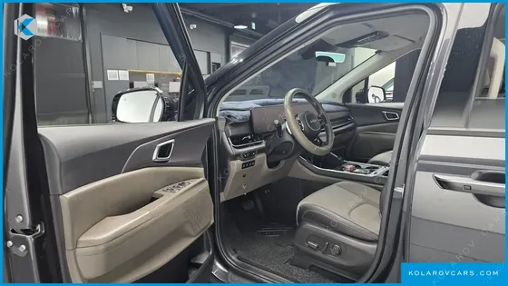 KIA CARNIVAL DIESEL 9-SEATER NOBLESSE