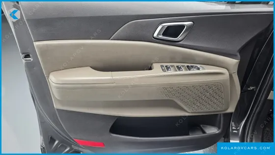 KIA CARNIVAL DIESEL 9-SEATER NOBLESSE