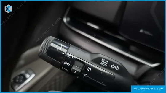 KIA CARNIVAL DIESEL 9-SEATER NOBLESSE