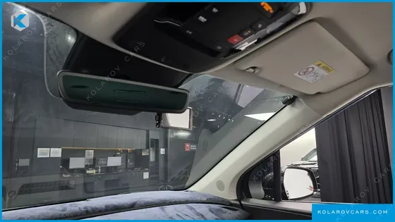 KIA CARNIVAL DIESEL 9-SEATER NOBLESSE