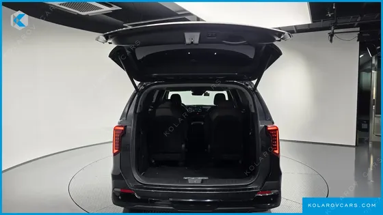 KIA CARNIVAL DIESEL 9-SEATER NOBLESSE