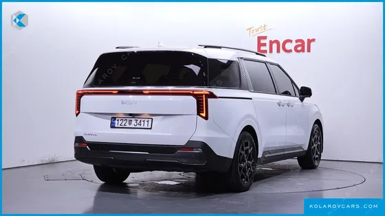 KIA CARNIVAL GASOLINE 9-SEATER GRAVITY
