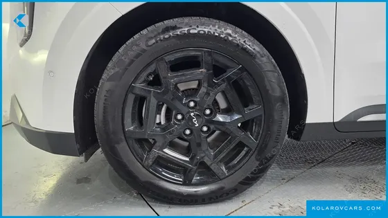 KIA CARNIVAL GASOLINE 9-SEATER GRAVITY