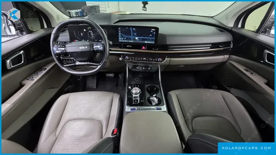 KIA CARNIVAL GASOLINE 9-SEATER GRAVITY