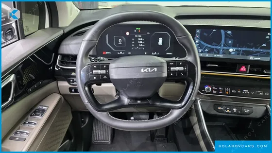 KIA CARNIVAL GASOLINE 9-SEATER GRAVITY