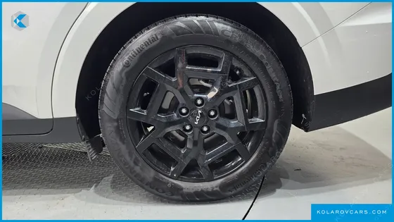 KIA CARNIVAL GASOLINE 9-SEATER GRAVITY