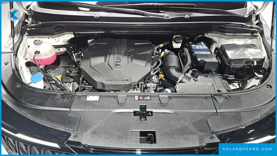 KIA CARNIVAL DIESEL 9-SEATER NOBLESSE