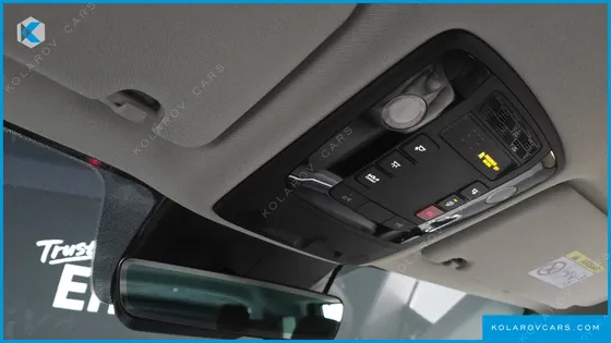 KIA CARNIVAL DIESEL 9-SEATER NOBLESSE