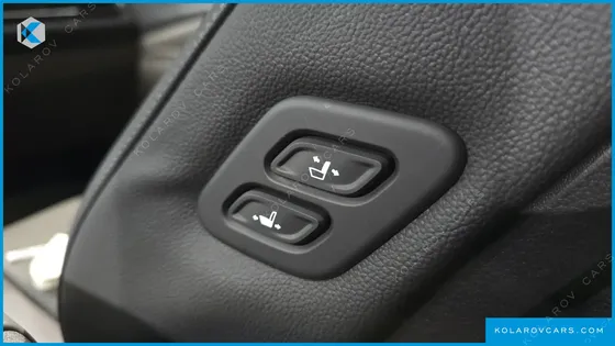 KIA CARNIVAL DIESEL 9-SEATER NOBLESSE