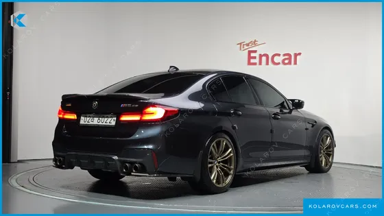 BMW M5 M5 SEDAN