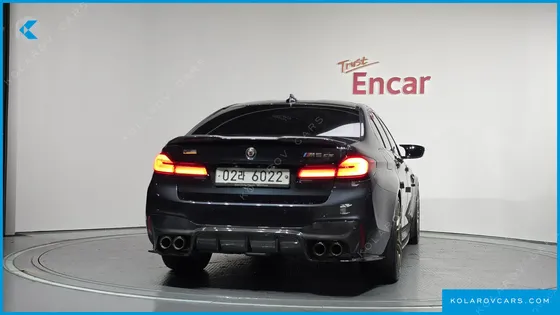 BMW M5 M5 SEDAN