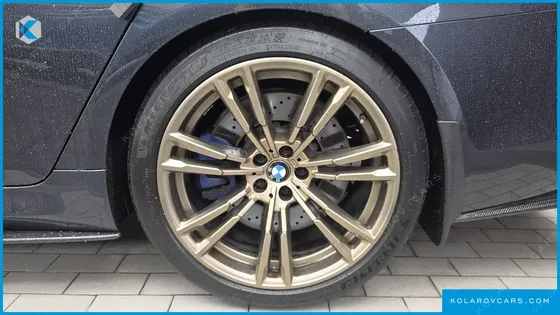 BMW M5 M5 SEDAN