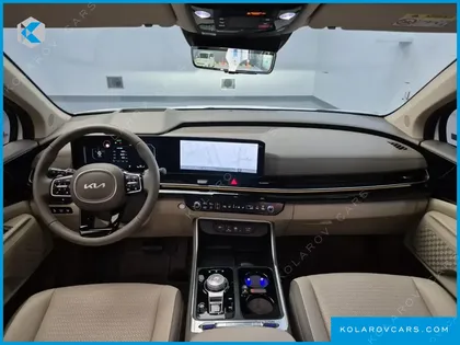 KIA CARNIVAL HEV 7-SEATER HI LIMOUSINE