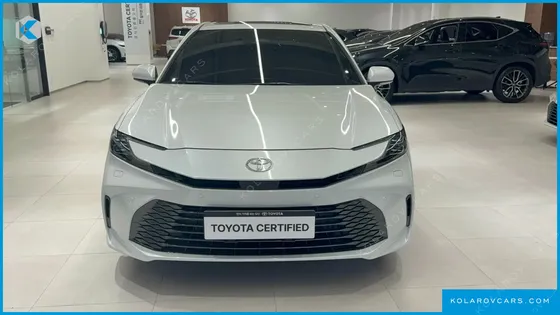 TOYOTA CAMRY 2.5 XLE HYBRID