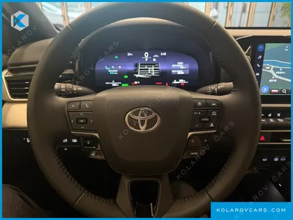 TOYOTA CAMRY 2.5 XLE HYBRID