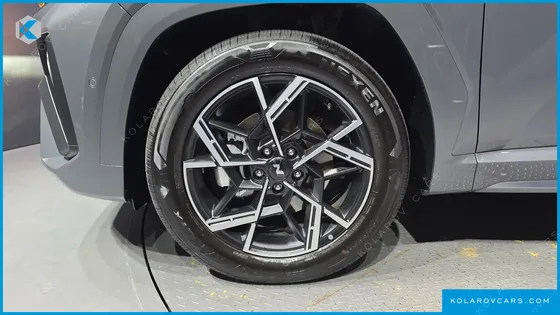 HYUNDAI TUCSON GASOLINE 1.6 TURBO 4WD