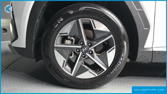 HYUNDAI TUCSON GASOLINE 1.6 TURBO 2WD