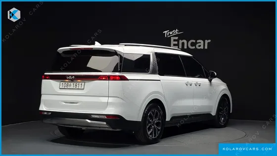 KIA CARNIVAL GASOLINE 9-SEATER NOBLESSE