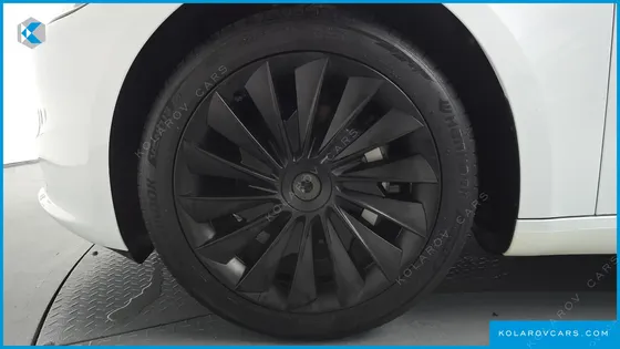 TESLA MODEL 3 LONG RANGE AWD