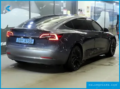 TESLA MODEL 3 LONG RANGE AWD