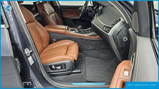 BMW X7 XDRIVE 30D DESIGN PURE EXCELLENT 6-SEATER