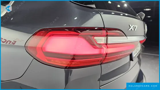 BMW X7 XDRIVE 30D DESIGN PURE EXCELLENT 6-SEATER