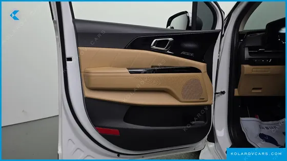 KIA CARNIVAL DIESEL 7-SEATER SIGNATURE