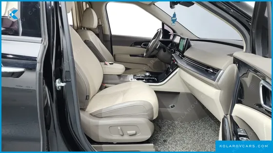 KIA CARNIVAL DIESEL 7-SEATER HI-LIMOUSINE