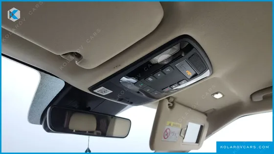 KIA CARNIVAL DIESEL 7-SEATER HI-LIMOUSINE