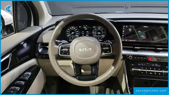 KIA CARNIVAL DIESEL 7-SEATER HI-LIMOUSINE