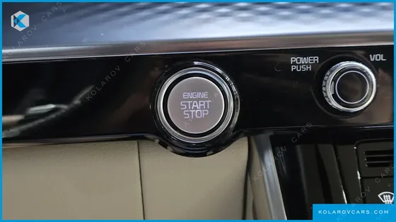 KIA CARNIVAL DIESEL 7-SEATER HI-LIMOUSINE